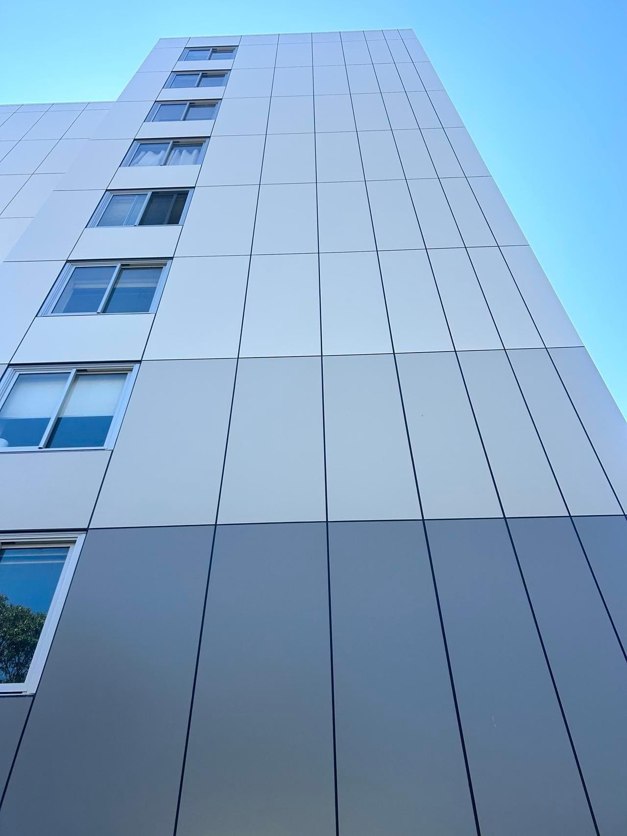 Multi-residential façade reclad with ALPOLIC™ NC/A1 panels as part of Project Remediate NSW